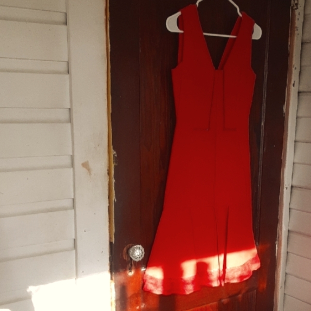 J. Mendel Vibrant Red Cocktail Dress With Lace Hem And Inserts Sz 4